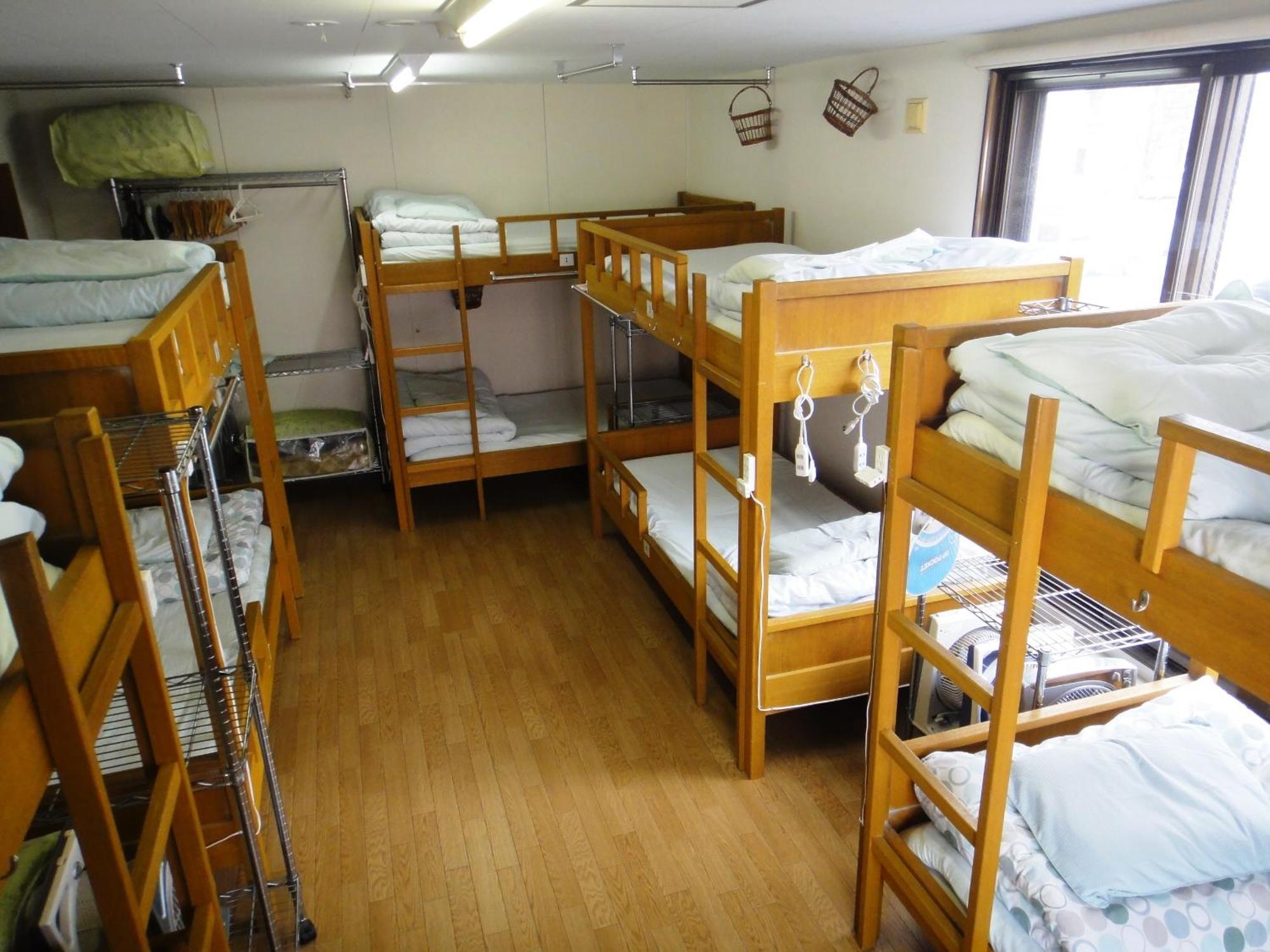 Backpackers Hostel Ino'S Place سابورو الغرفة الصورة