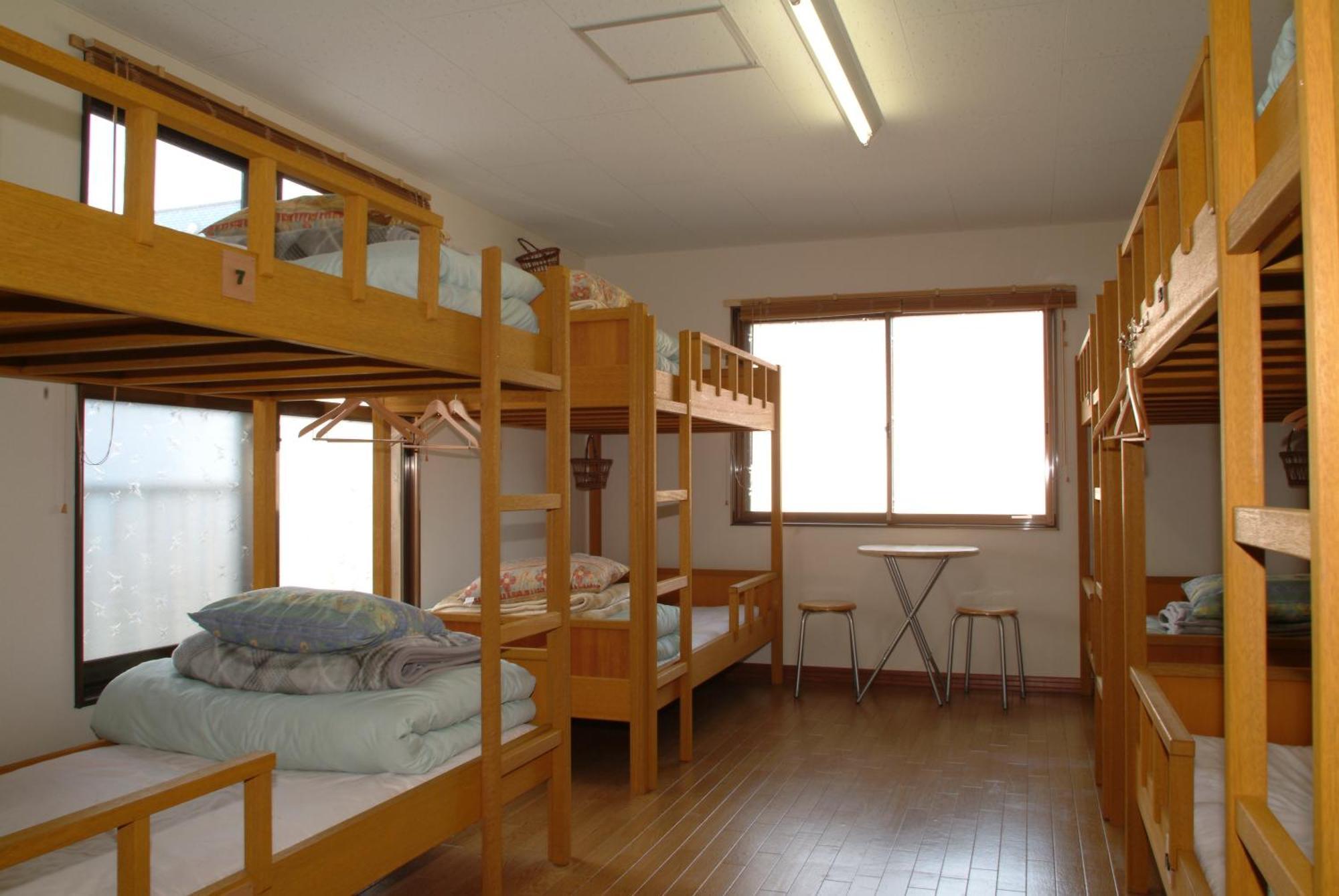 Backpackers Hostel Ino'S Place سابورو الغرفة الصورة